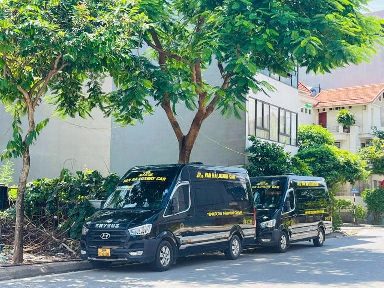 Vân Hà Limousine VIP đang phục vụ khách hàng tuyến Hà Nội Hữu Nghị Quan giá 280.000đ/người/chiều