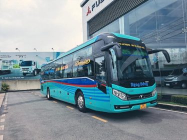 Nhà xe Rạng Đông