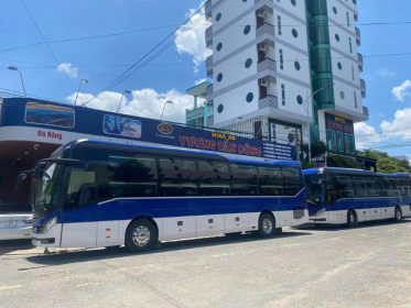 Nhà xe Vương Tấn Dũng