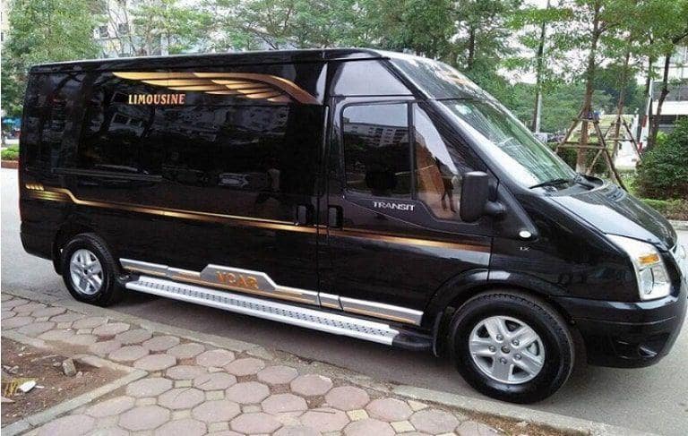 Nhà xe Châu Huệ sử dụng dòng xe limousine cao cấp, hiện đại với đầy đủ tiện nghi.