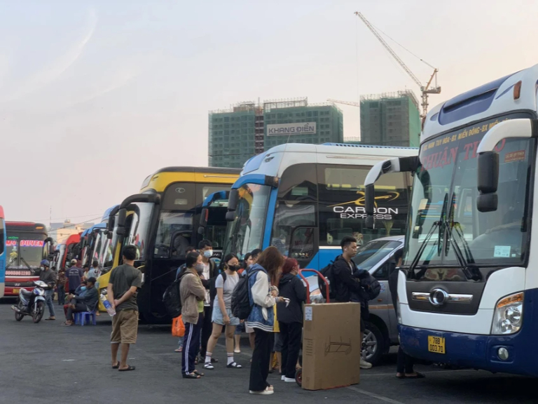 xe khách Hà Nội Hương Thủy