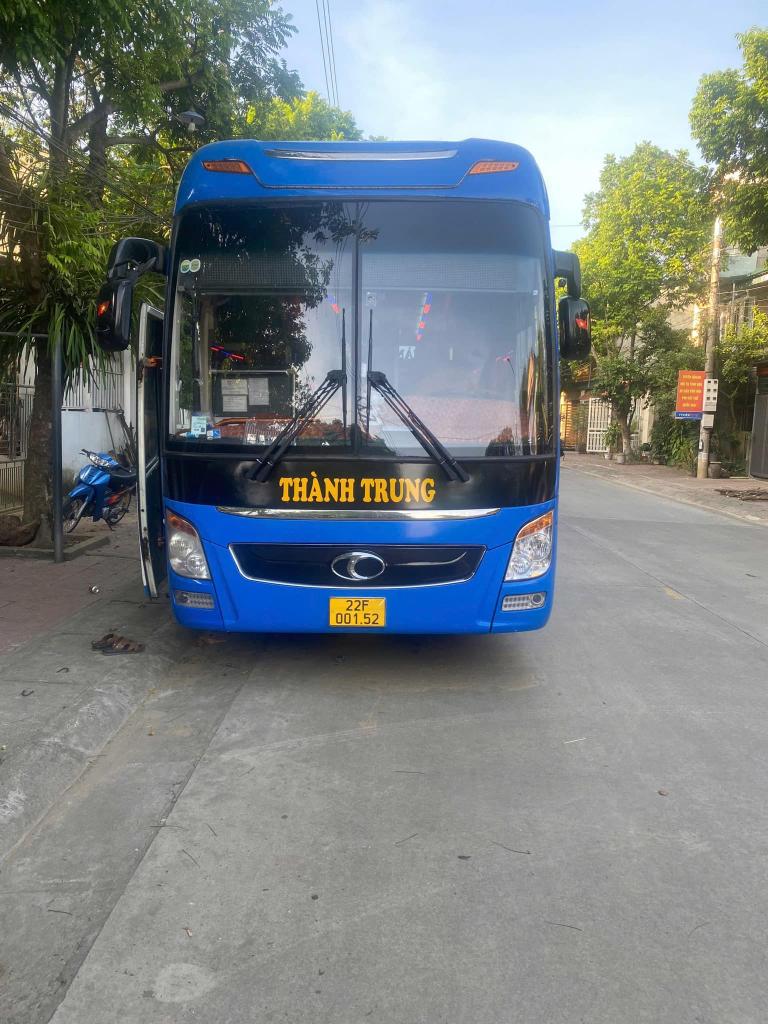 Hệ thống phương tiện mà nhà xe Thành Trung lựa chọn đều thuộc dòng xe mới, vận hành êm ái.