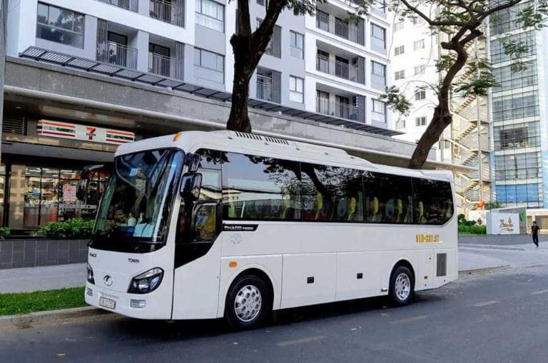 Hiện tại, nhà xe Vinh Nhâm đang khai thác 2 chuyến gồm 1 chuyến Hà Nội Sơn Dương và 1 chuyến ngược lại.