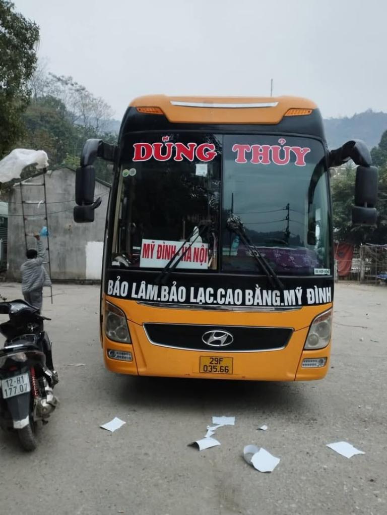 Nhà xe Dũng Thuỳ sở hữu tần suất hoạt động dày đặc với tổng chuyến trong ngày lên tới 8 chuyến xe cả đi và về.