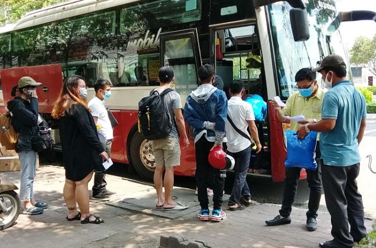 Khách hàng nên đến điểm đón sớm 5-10 phút để tránh trường hợp lỡ chuyến.