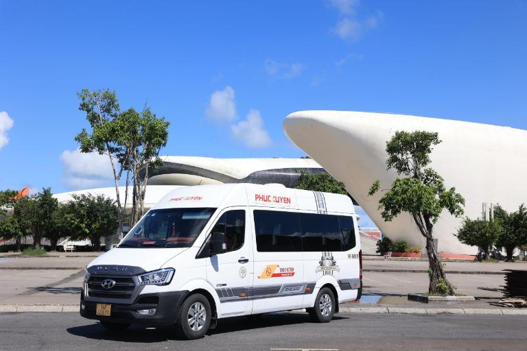 Sau sự thành công rực rỡ tại thị trường vận tải Quảng Ninh, Phúc Xuyên đã khai thác thêm xe Hà Nội Từ Sơn.
