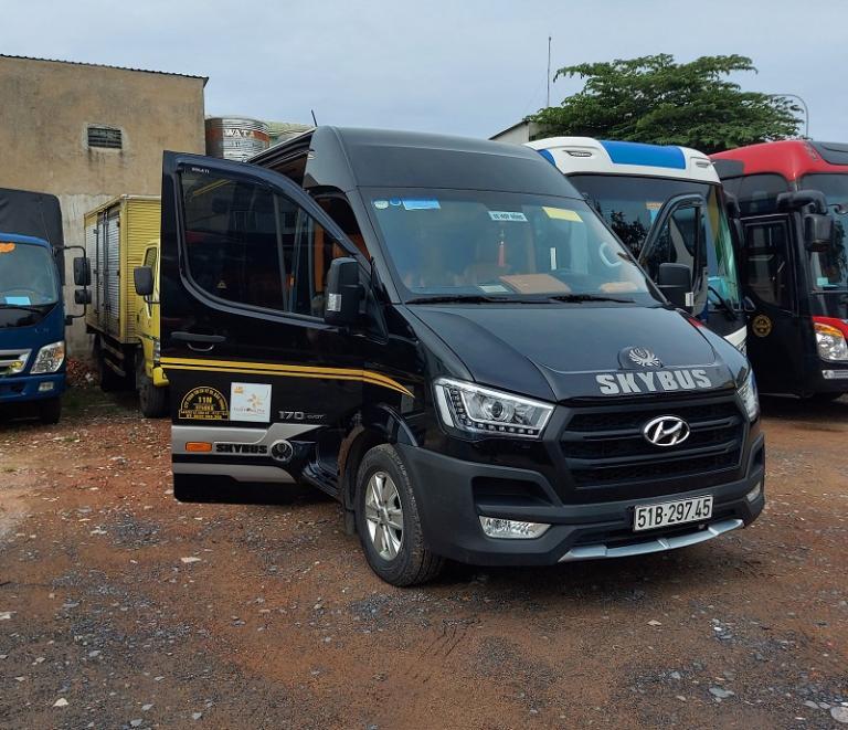 Hà Tùng Limousine được rất nhiều khách hàng lựa chọn bởi có chuyến sáng sớm từ 3h khởi hành tại Việt Trì.