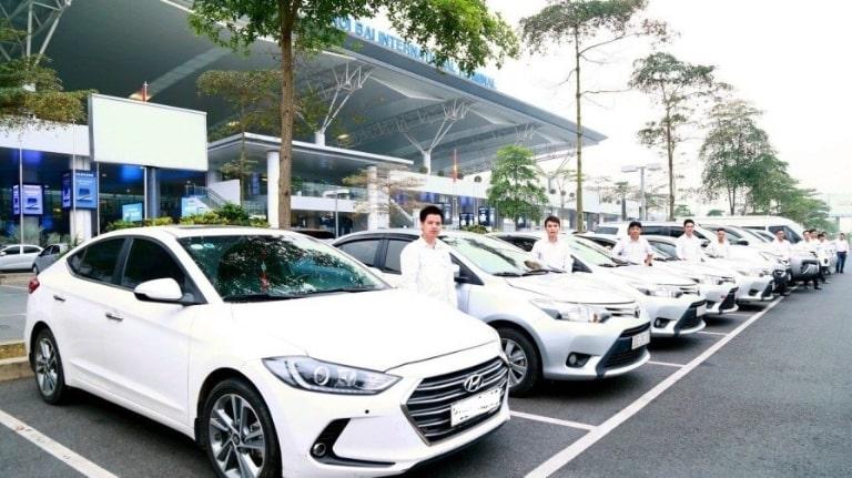 Khoảng cách từ Hà Nội đến đây vào khoảng 60 km, mất chừng một tiếng rưỡi di chuyển.