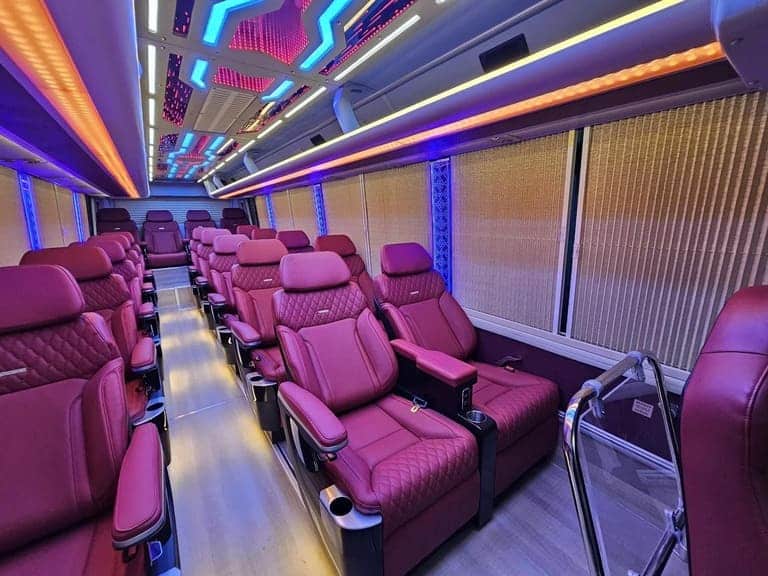 Nhà xe Quang Duy Limousine cung cấp một chất lượng đạt tiêu chuẩn thương gia của ngành hàng không. (Nguồn: internet)