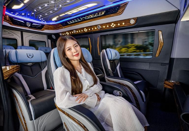 Đơn vị có nhiều chuyến chạy trong ngày, cùng nhiều địa điểm đón trả linh hoạt.