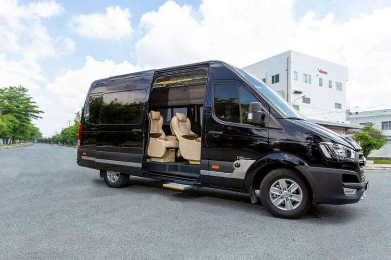 Truyền Hương Limousine là đơn vị có kinh nghiệm lâu năm, chuyên chạy tuyến Hà Nội Vĩnh Bảo.