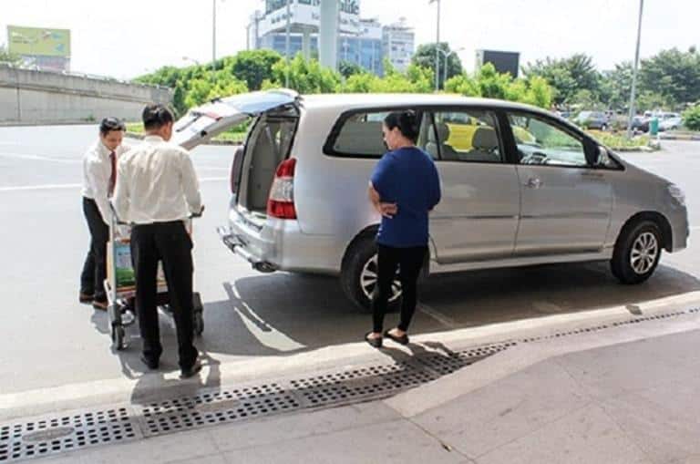 Giá rẻ, xe chạy nhiều tuyến trong ngày.