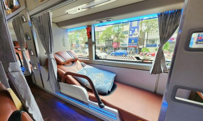xe khách Hà Nội Đồng Hới