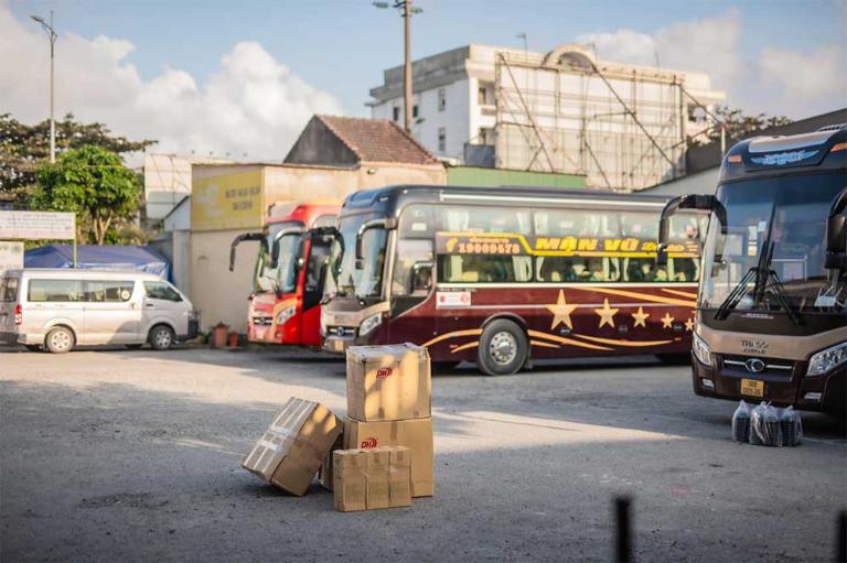 xe khách Hà Nội Thạch Hà