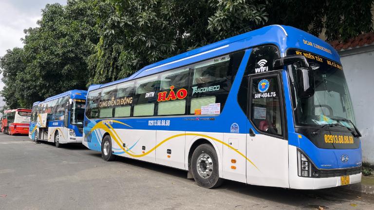 xe khách Sài Gòn Cái Nước