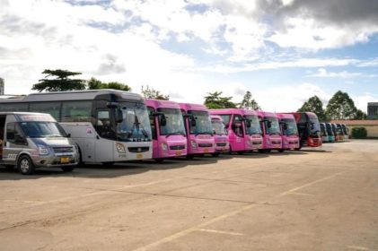 xe khách Sài Gòn Thạnh Phú