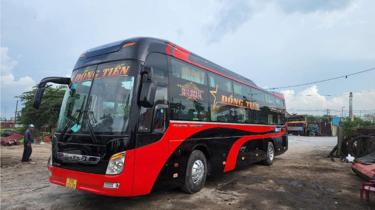 xe khách Sài Gòn Thạnh Phú
