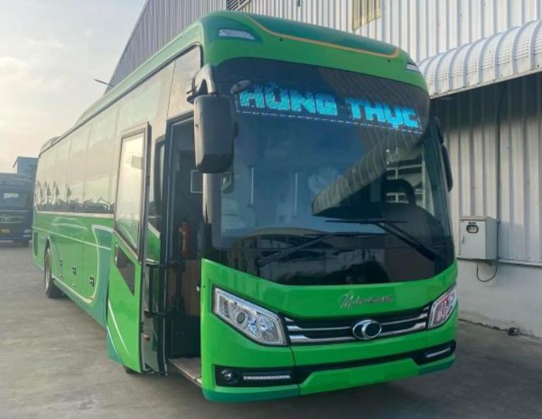 Xe khách Hùng Thực Lương Tài tự tin sẽ mang đến cho hành khách những chuyến đi an toàn, nhanh chóng và thoải mái với kinh nghiệm dày dặn.