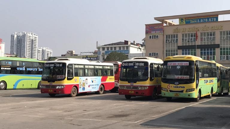 Hiện tại, đang có khá nhiều nhà xe khai thác tuyến xe khách Hà Nội Sơn Động với đa dạng dòng xe.