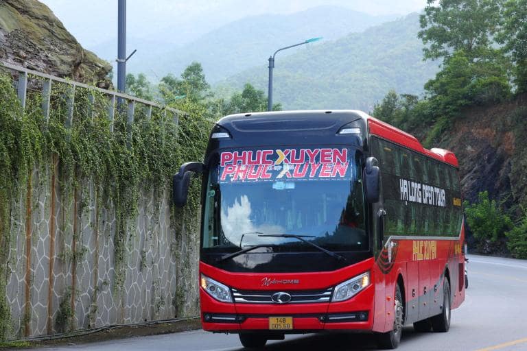 Phúc Xuyên được biết đến là thương hiệu vận tải Quảng Ninh chuyên khai thác tuyến Quảng Ninh - Bắc Ninh - Hải Dương.