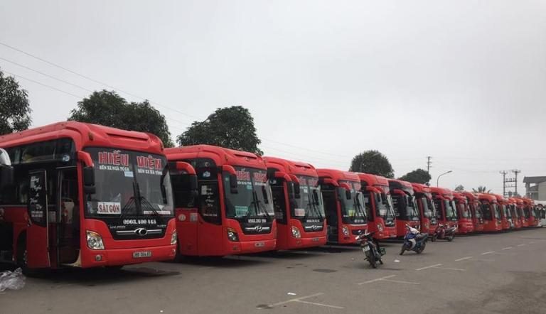 xe limousine Hà Nội Hoa Lư