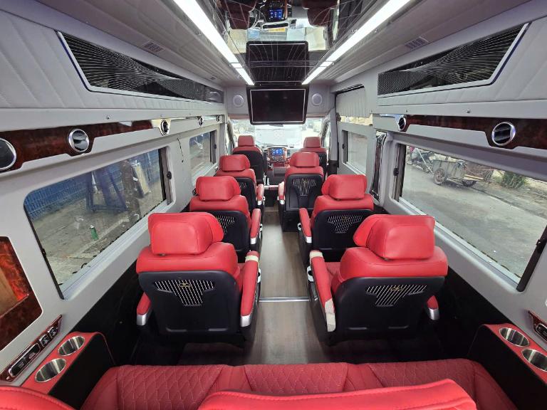 xe limousine Hà Nội Hoa Lư