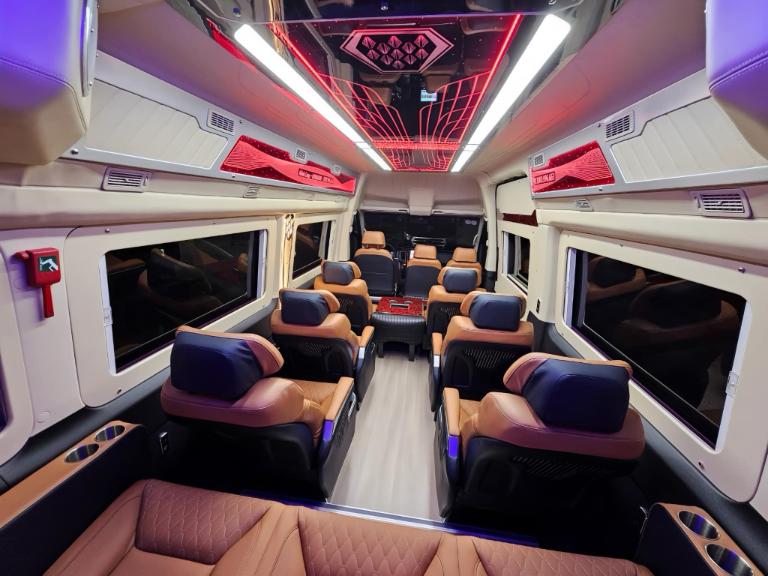 xe limousine Hà Nội Hoa Lư