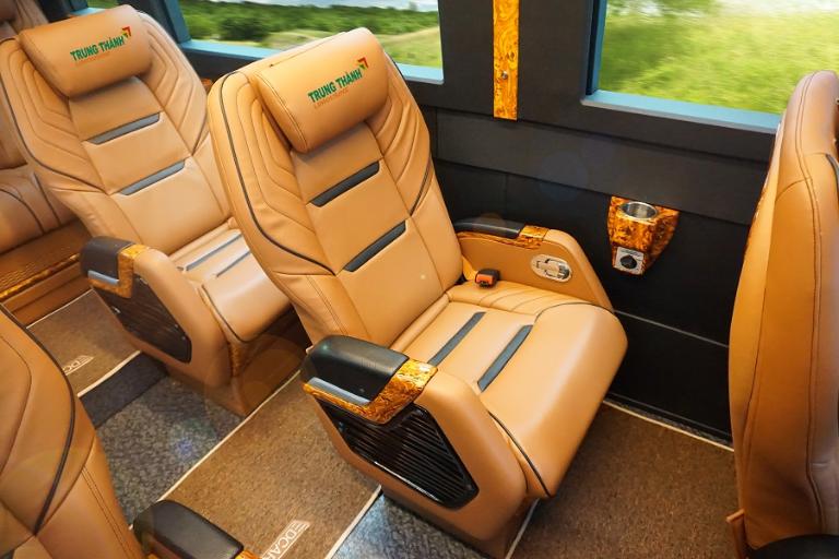 xe limousine Hà Nội Quảng Ninh