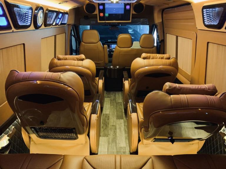 xe limousine Hà Nội Thái Nguyên