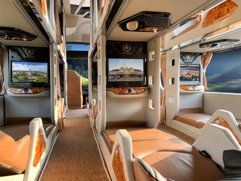 xe limousine Sài Gòn Vũng Tàu