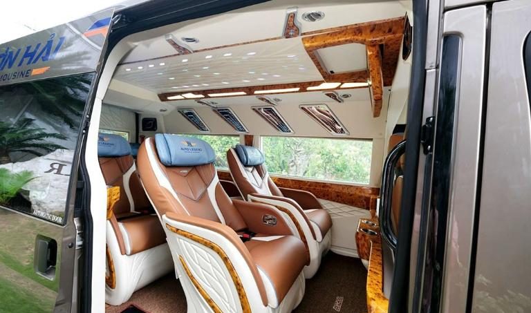 xe khách Hà Nội Hạ Long