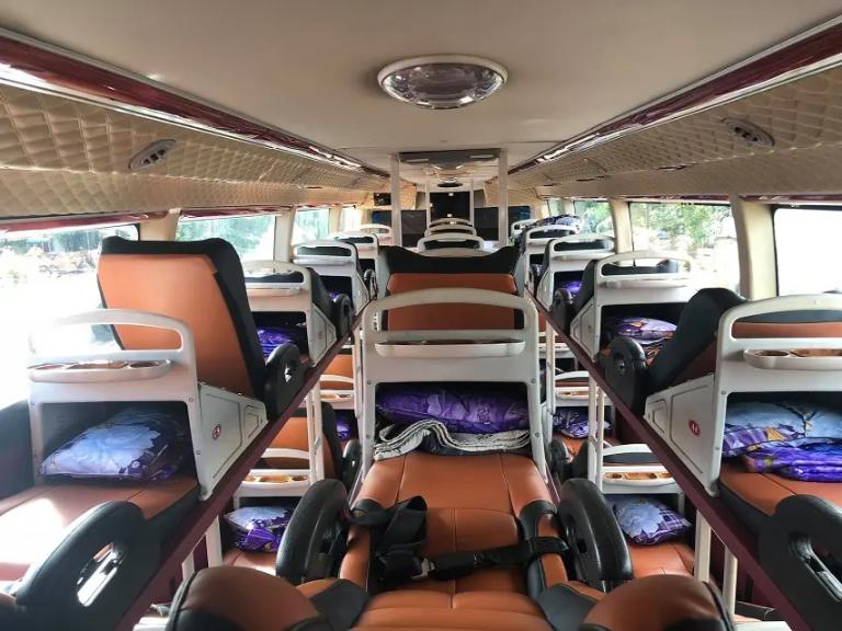 xe limousine Sài Gòn Đà Lạt