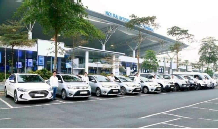 Đặt xe ghép trước giờ cao điểm để luôn có chỗ ngồi thoải mái