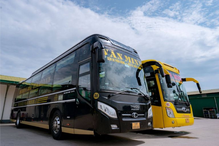 Không chỉ nổi bật trên tuyến xe Hà Nội Vinh Nghệ An, xe khách Văn Minh là cái tên uy tín vận tải hành khách từ Hà Nội đi Đà Nẵng.