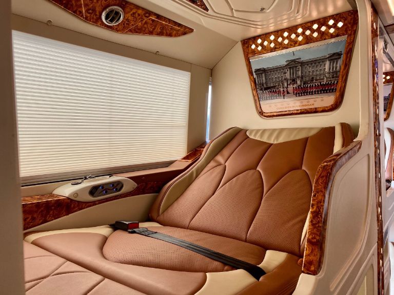 Nhà xe đồng hành cùng mọi hành trình của bạn.