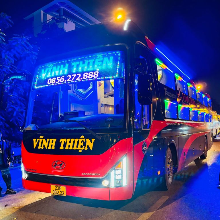 Nhà xe Vĩnh Thiện Limousine là hãng xe giường nằm cao cấp chuẩn chuẩn cung điện di động, đón trả tận nơi.