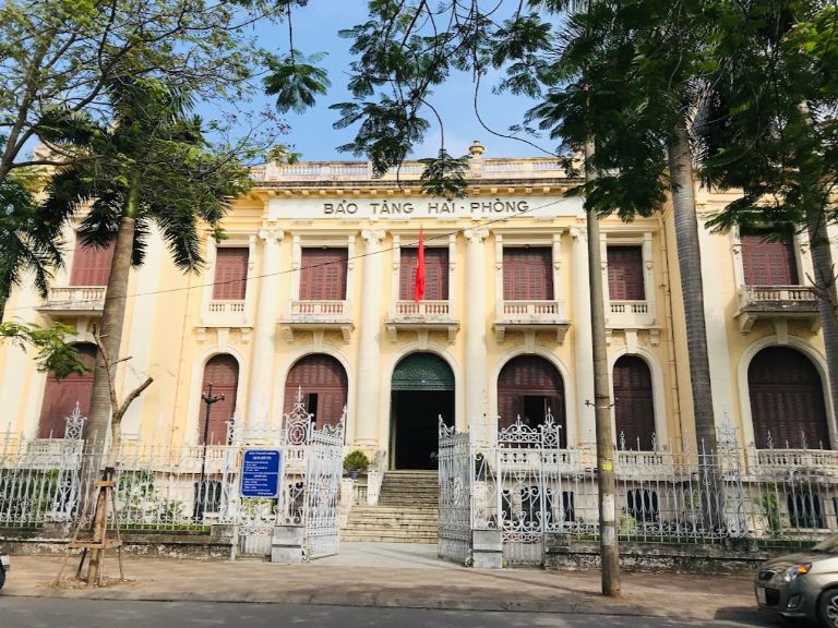 Bảo tàng Hải Phòng lưu giữ nhiều hiện vật lịch sử quý giá của thành phố Cảng.