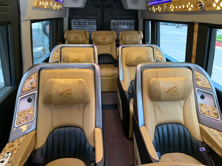 Xe Hoàng Phú di chuyển êm, phù hợp cho cả hành trình ngắn và dài.