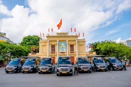 Hải Phòng Travel thuộc Công ty Cổ phần Vận tải Thương mại và Dịch vụ Đất Cảng, hoạt động từ năm 2002