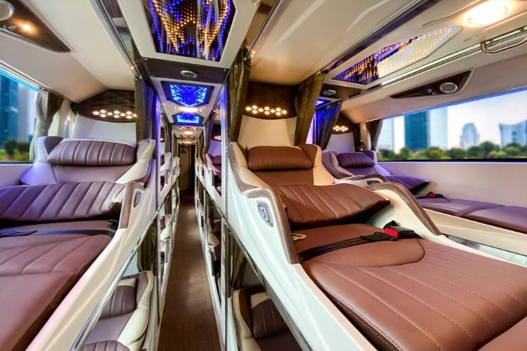 Nhà xe Bus VIP Limousine sở hữu nội thất đẹp, bố trí hiện đại