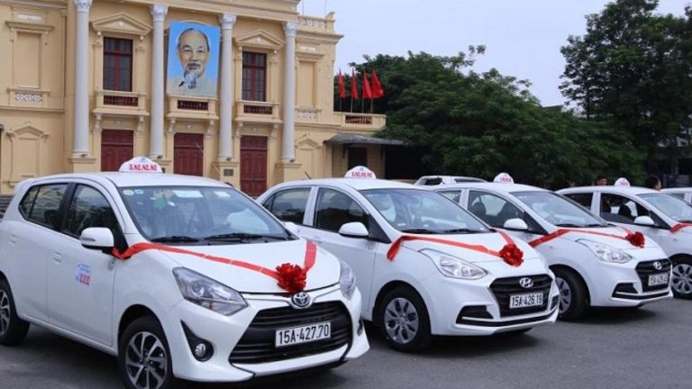 Taxi phục vụ tuyến Cát Bi – Hà Nội với lịch trình linh hoạt, hỗ trợ đón trả tận nơi.