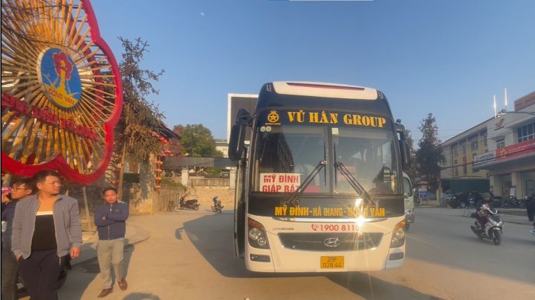 Nhà xe Vũ Hán là lựa chọn quen thuộc của nhiều hành khách.