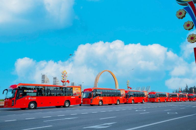 Nhà xe Futa Hà Sơn là lựa chọn uy tín trên nhiều tuyến đường dài, được hành khách tin tưởng.