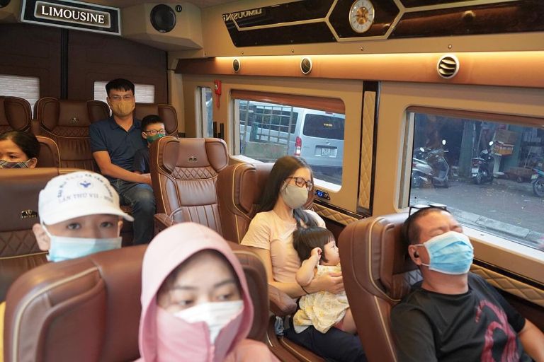 Nhà xe chú trọng trải nghiệm di chuyển yên tĩnh, phù hợp để nghỉ ngơi hoặc làm việc trên xe.