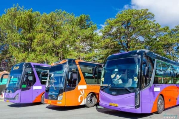 xe khách Bình Dương Gia Lai