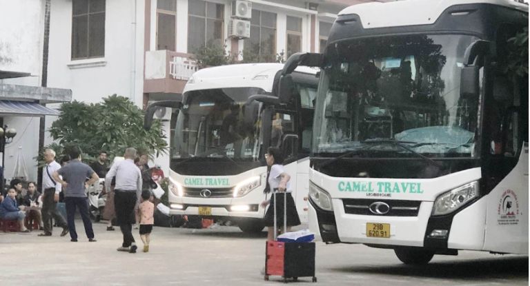 Với đội ngũ tài xế kinh nghiệm, nhà xe Camel Travel giúp chuyến đi diễn ra suôn sẻ.