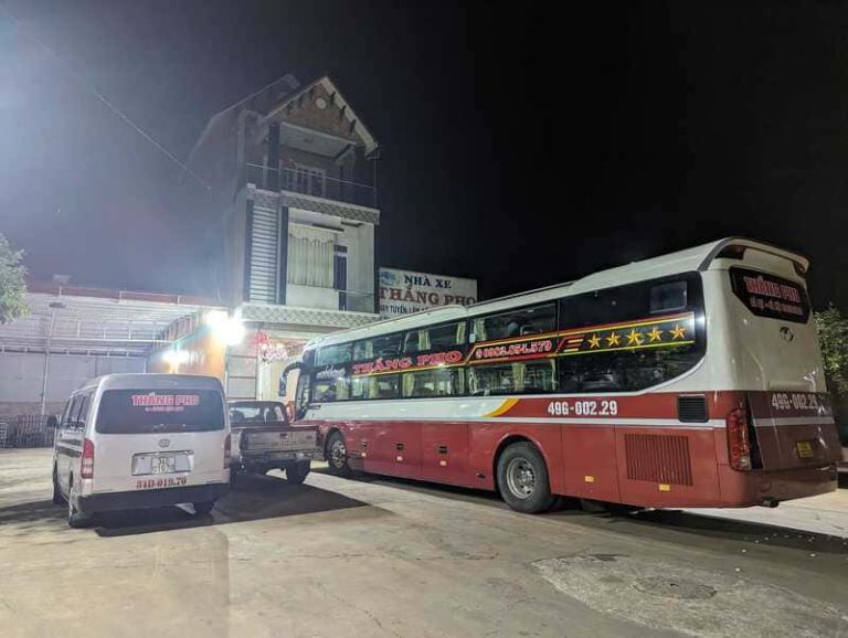 Trần Phương là nhà xe quen mặt với người dân Sa Pa, được nhiều hành khách tin tưởng.