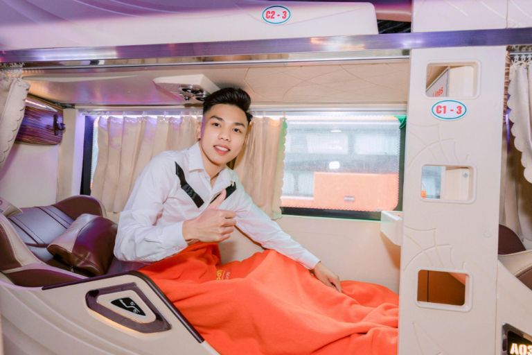 Hành khách an tâm tin tưởng lựa chọn nhà xe Hà Sơn cho mỗi chuyến đi.