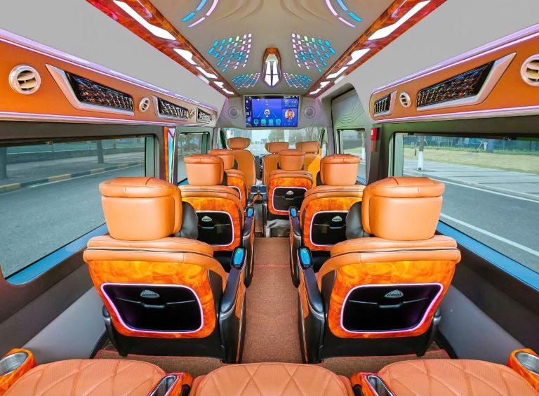 Nội thất xe tuyến Hưng Yên – Sa Pa: sang trọng, tiện nghi.
