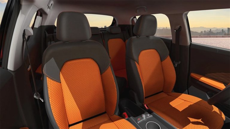 Nội thất VF5 hiện đại, giá vé chiều về chỉ 250.000đ